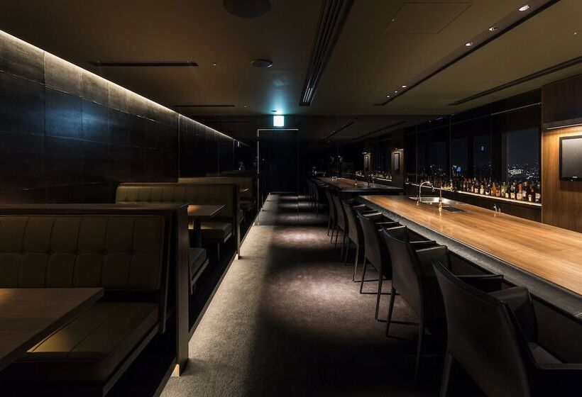 Art Hotel Osaka Bay Tower