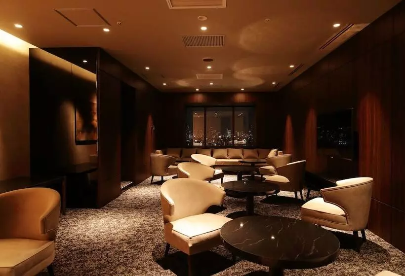 Art Hotel Osaka Bay Tower