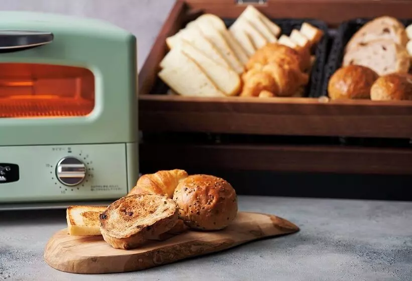 Art Hotel Osaka Bay Tower