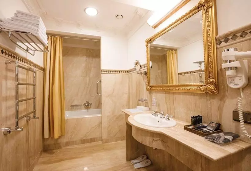 فندق Axelhof Boutique