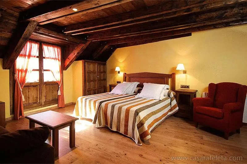 Отель Casa Rafeleta