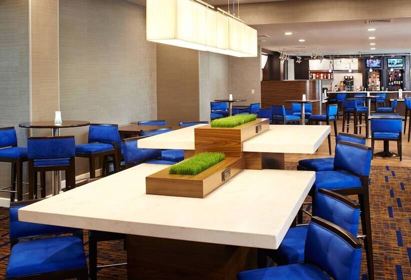 בית מלון כפרי Courtyard Kansas City Overland Park/convention Center