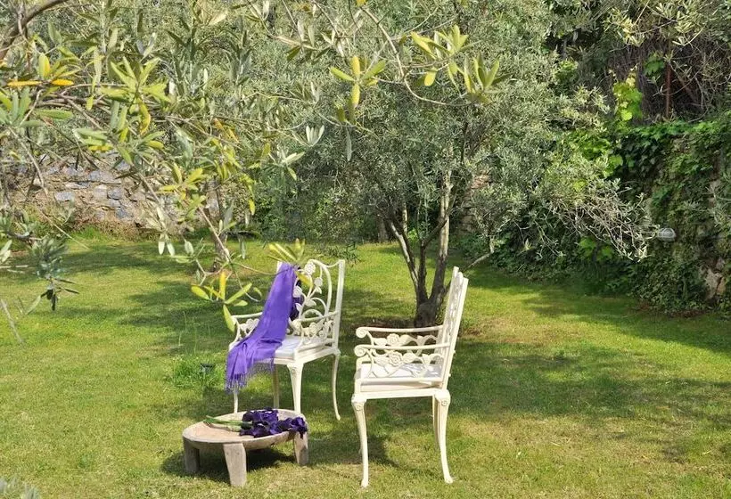 בית מלון כפרי Gullu Konaklari