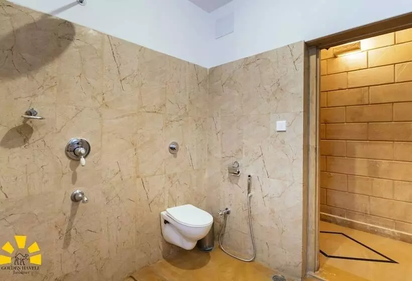 Hotel Golden Haveli