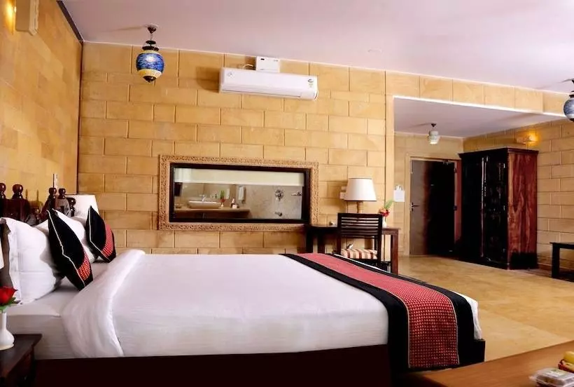 Hotel Golden Haveli
