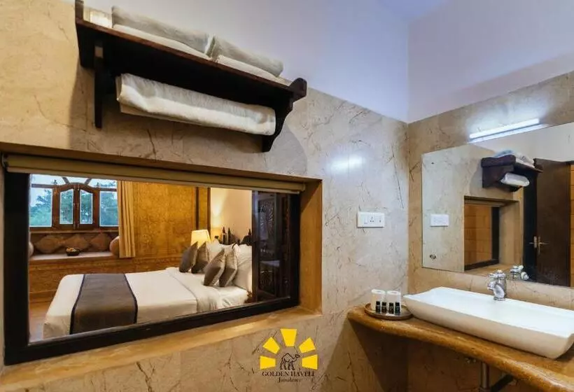 Hotel Golden Haveli