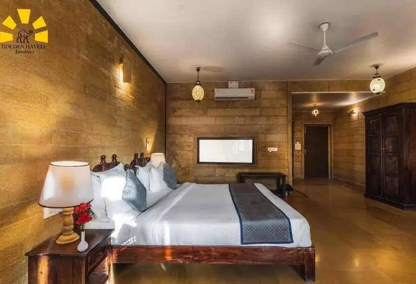 Hotel Golden Haveli