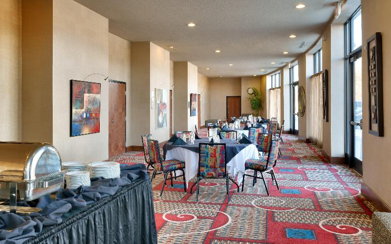 Holiday Inn Hotel & Suites Salt Lake City Airport West By Ihg