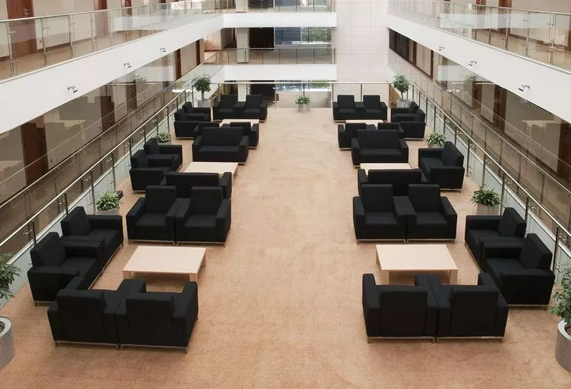 هتل Holiday Inn Samara, An Ihg