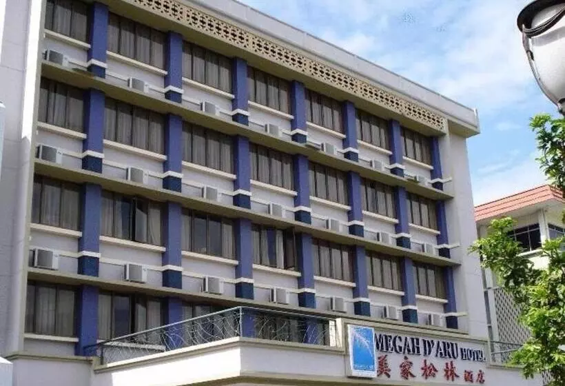 هتل Megah D Aru