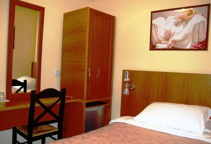 בית מלון כפרי Nobel