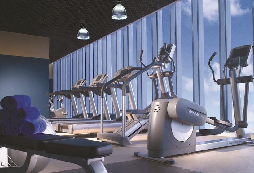 Hotel Oakwood Premier Cozmo Jakarta