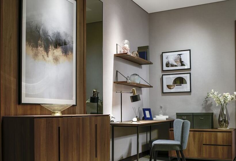 Hotel Oakwood Premier Cozmo Jakarta