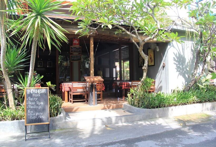 בית מלון כפרי Stana Puri Gopa