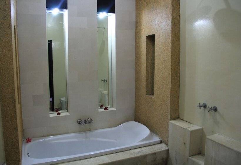 בית מלון כפרי Stana Puri Gopa