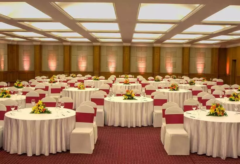 Hotel Radisson Blu Kochi