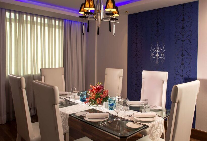 בית מלון כפרי Radisson Blu Kochi