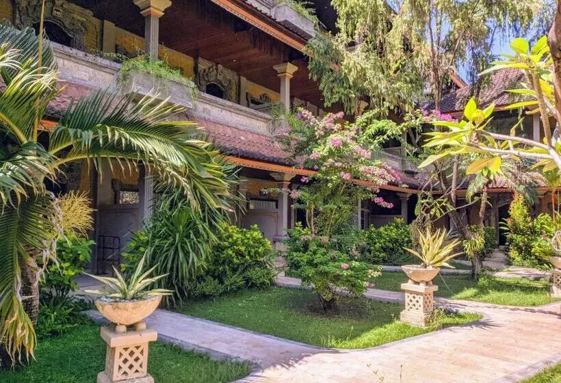 酒店 Satriya Cottages