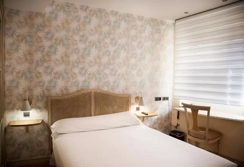 هتل Soria Plaza Mayor