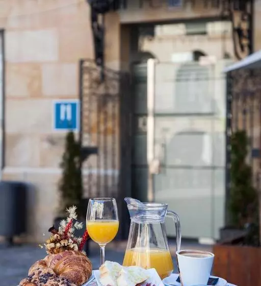 هتل Soria Plaza Mayor