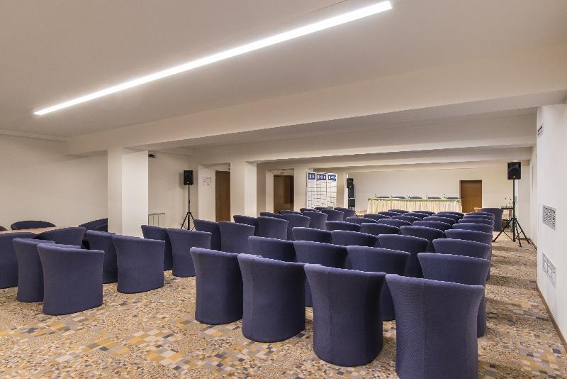 Отель Four Points By Sheraton Bansko