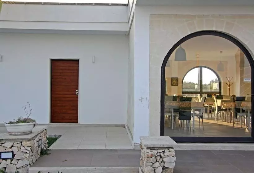 Отель Tenuta San Nicola