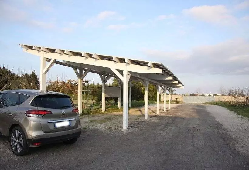 Отель Tenuta San Nicola