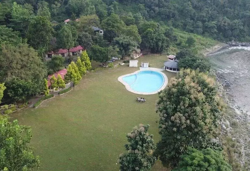 هتل Welcomheritage Tarangi Ramganga Resort, Corbett