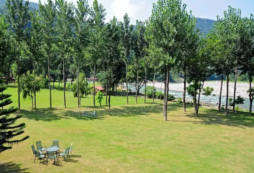 هتل Welcomheritage Tarangi Ramganga Resort, Corbett