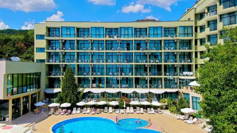 Palm Beach Hotel   All Inclusive With Free Beach Package & Private Beach