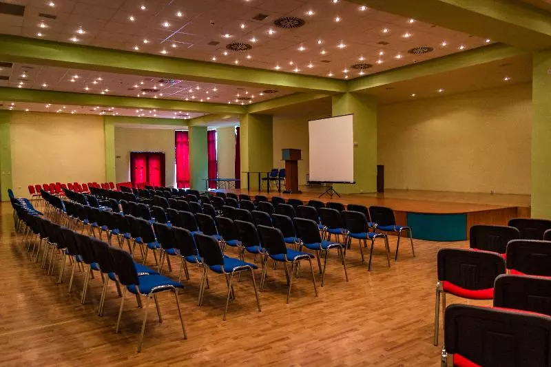 Palm Beach Hotel   All Inclusive With Free Beach Package & Private Beach