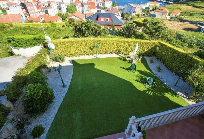 Hospedium Galitrips Vila Maruja Corme