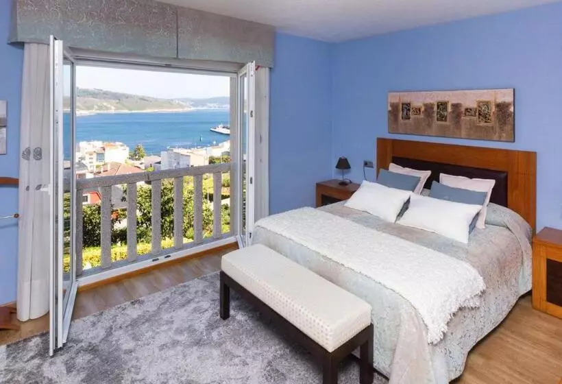 Hospedium Galitrips Vila Maruja Corme