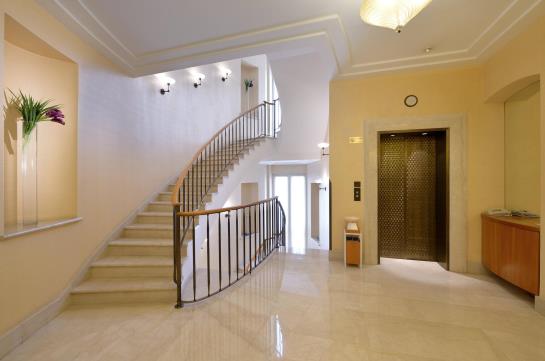 Ex Palm D’or Hotel