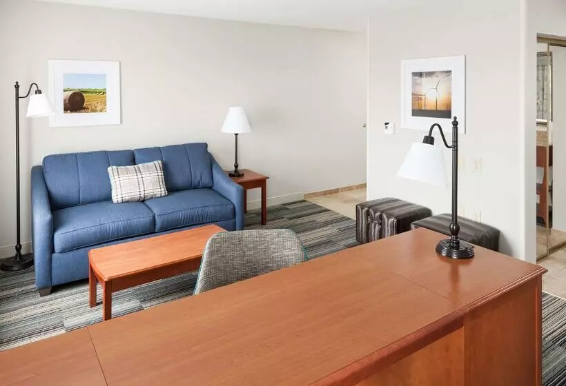 Hampton Inn & Suites Cedar Rapids North