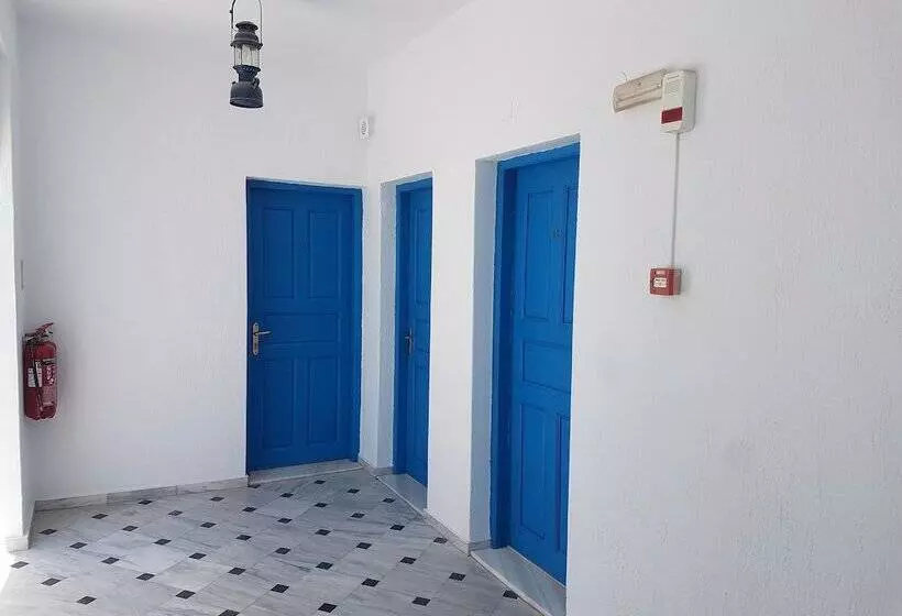 فندق فئة نجمة واحدة Pension George