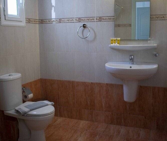 簡易ホテル Pension George