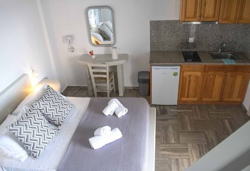 簡易ホテル Pension George