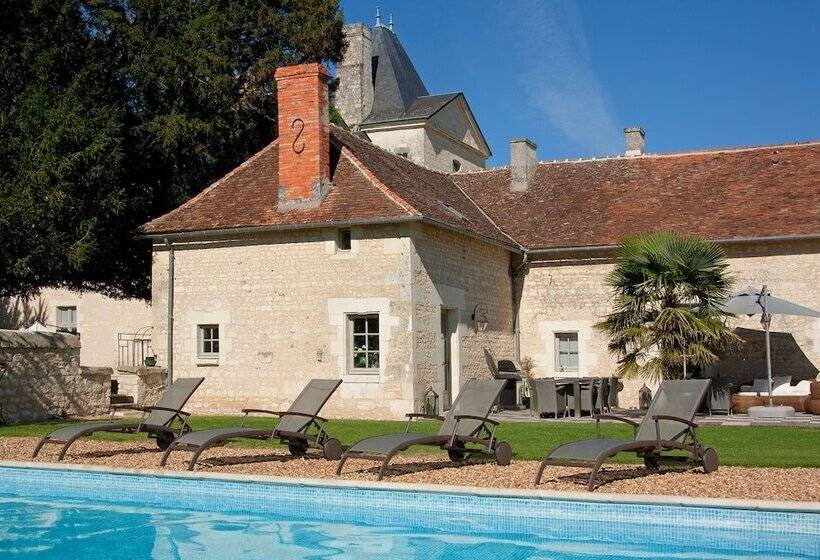 בית מלון כפרי Château De Chargé