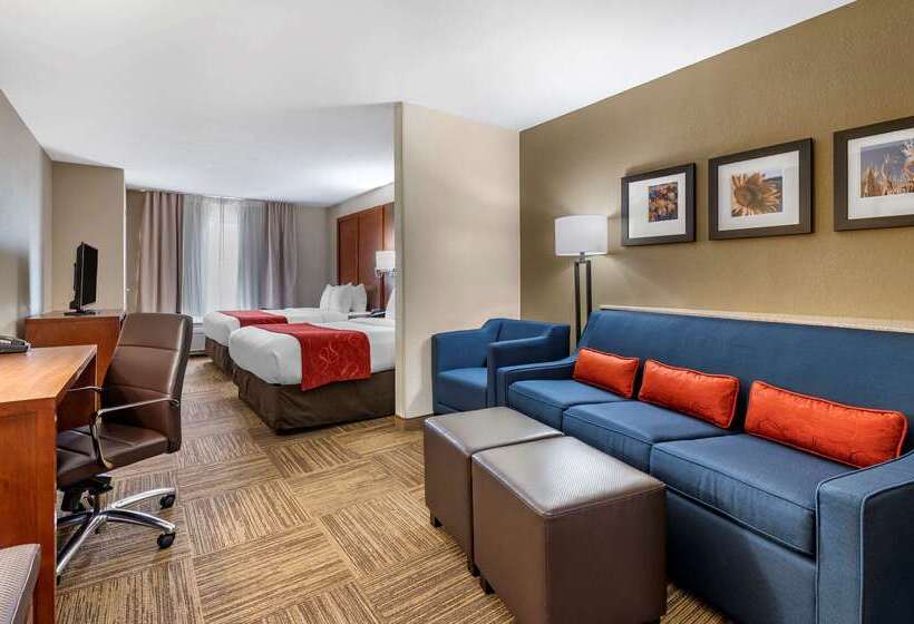בית מלון כפרי Comfort Suites Urbana Champaign, University Area