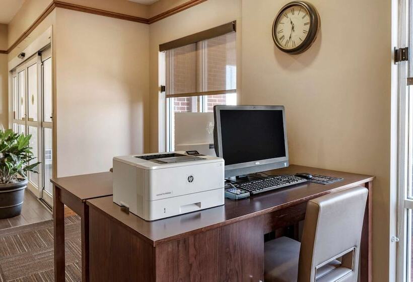 בית מלון כפרי Comfort Suites Urbana Champaign, University Area