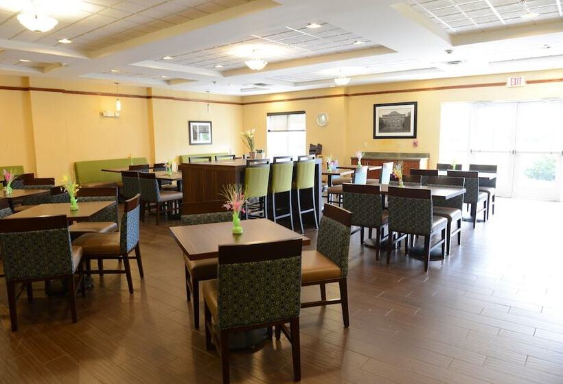 בית מלון כפרי Comfort Suites Urbana Champaign, University Area