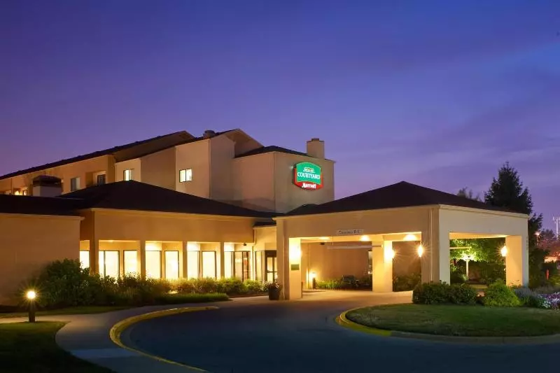 酒店 Courtyard By Marriott Indianapolis Airport