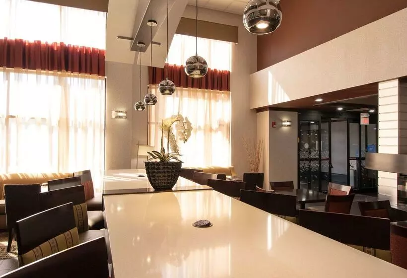 هتل Hampton Inn & Suites Richmond/virginia Center