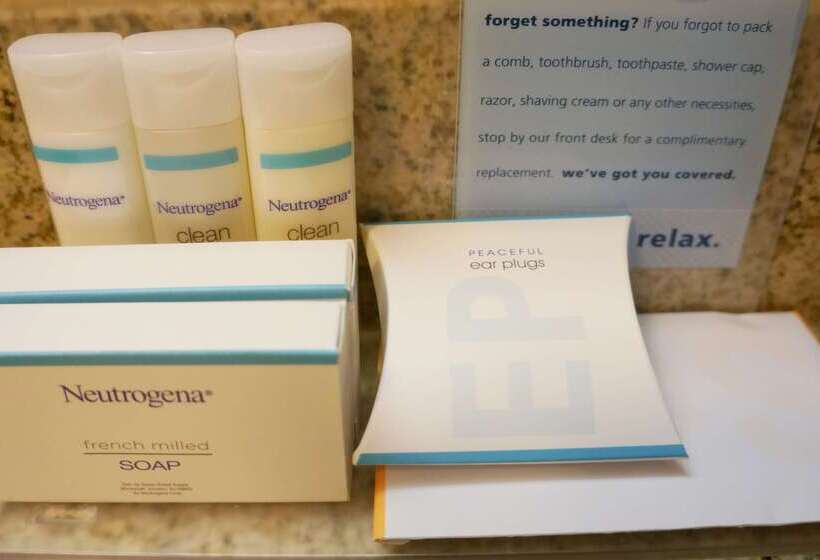 Отель Hampton Inn & Suites Kingman