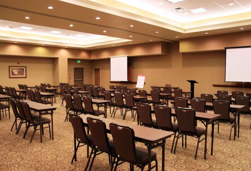 Отель Hampton Inn & Suites Kingman