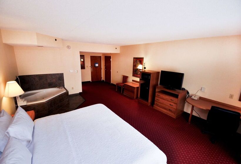 ホテル Hampton Inn & Suites Louisville East