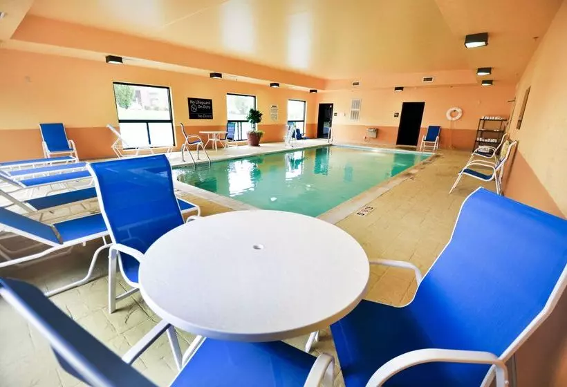 호텔 Hampton Inn & Suites Louisville East