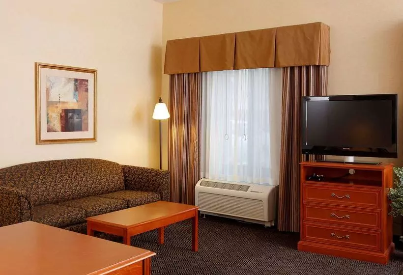 هتل Hampton Inn Waterloo