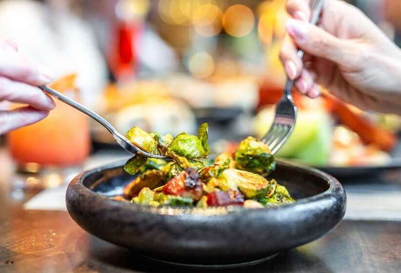 هتل Hilton Columbus/polaris